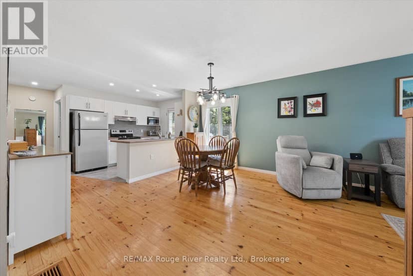 32 South Maloney Street, Marmora and Lake, photo 7