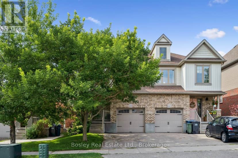 64 Couling Crescent — photo 3 of 40