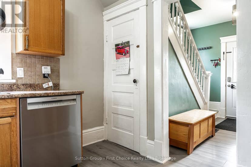 232 West Gore Street — photo 15 of 39