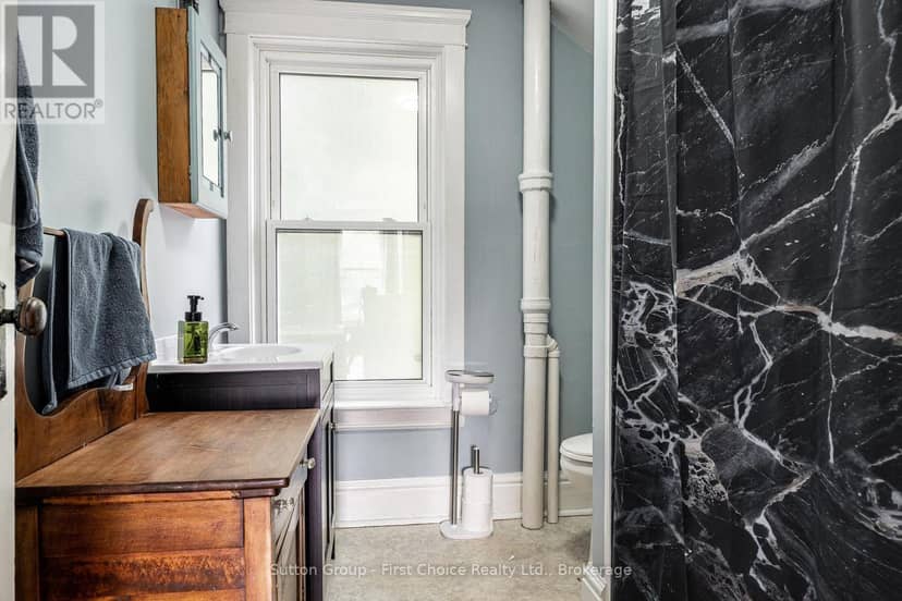 232 West Gore Street — photo 25 of 39