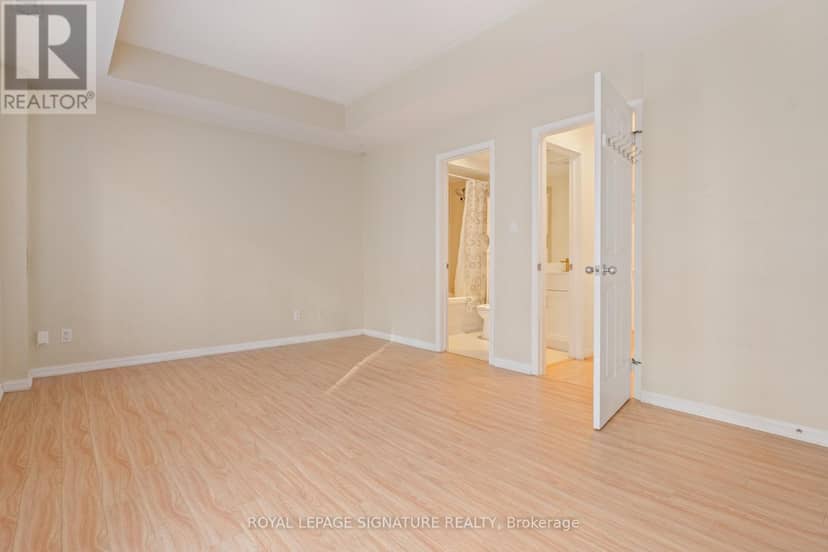 8 - 11 Niagara Street — photo 20 of 27