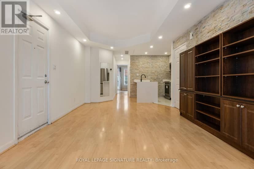8 - 11 Niagara Street — photo 4 of 27
