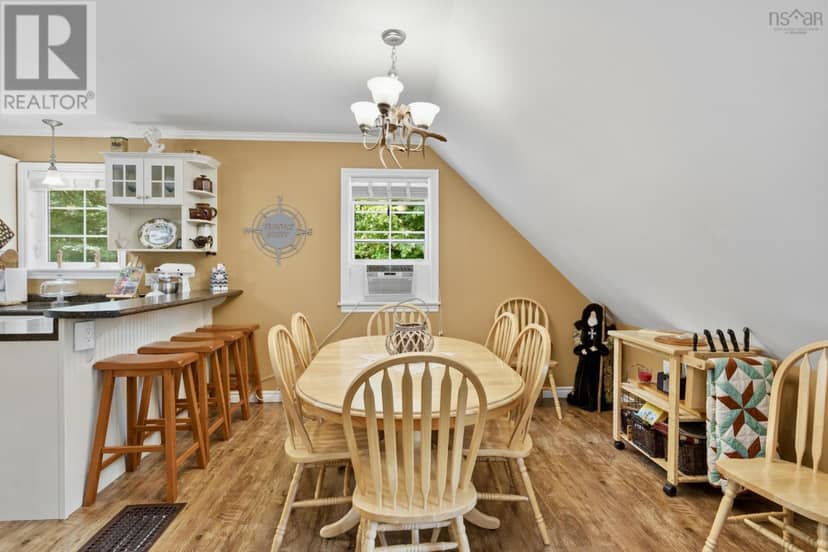 128 Messenger Road — photo 10 of 40