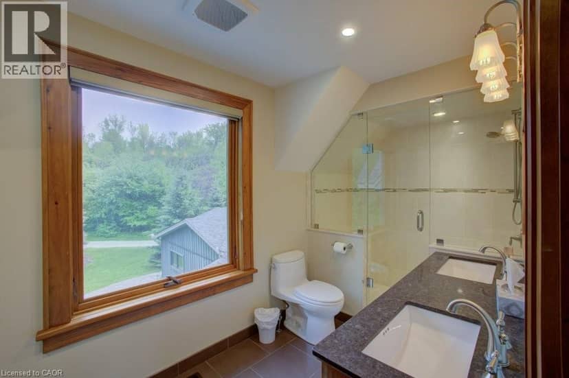 8429 POPLAR Sideroad — photo 28 of 40