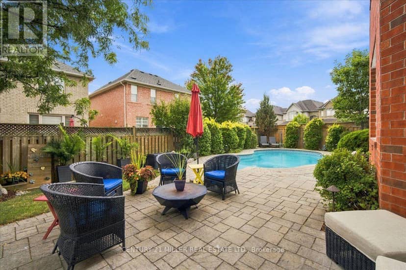 2305 Kirkhill Place, Oakville, photo 2