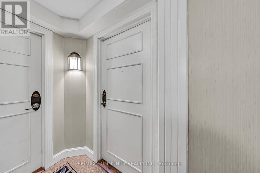 1206A - 710 Humberwood Boulevard — photo 13 of 40