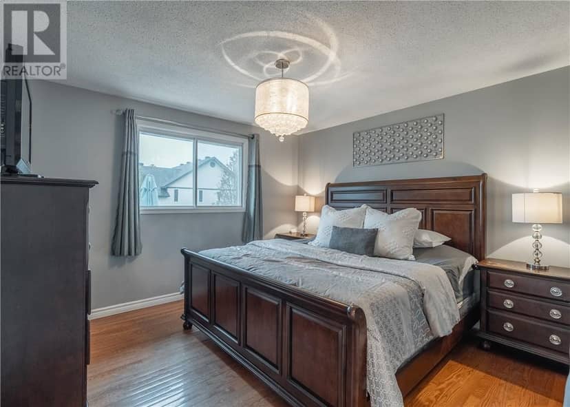 29 Carr Avenue — photo 12 of 28