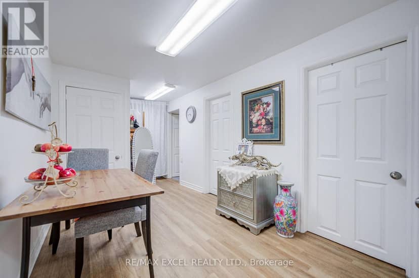 155 Edmonton Drive — photo 38 of 40