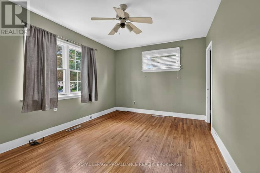 364 Glengarry Road — photo 20 of 36