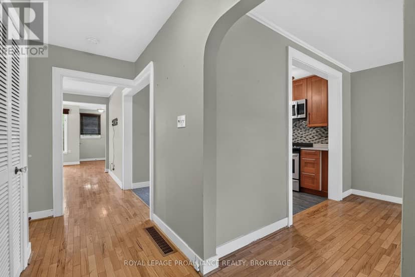 364 Glengarry Road, Kingston, photo 5