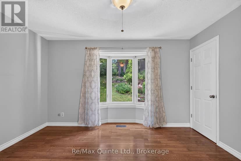 14 McCamon Avenue — photo 25 of 40