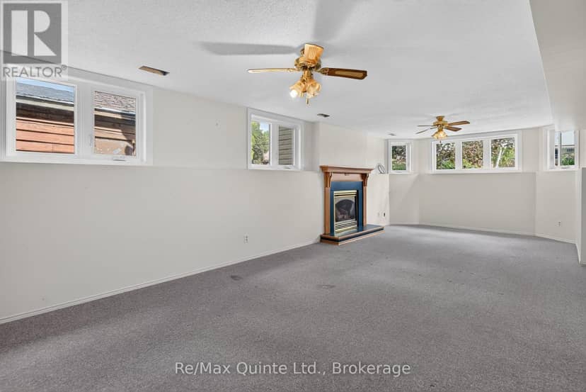 14 McCamon Avenue — photo 36 of 40
