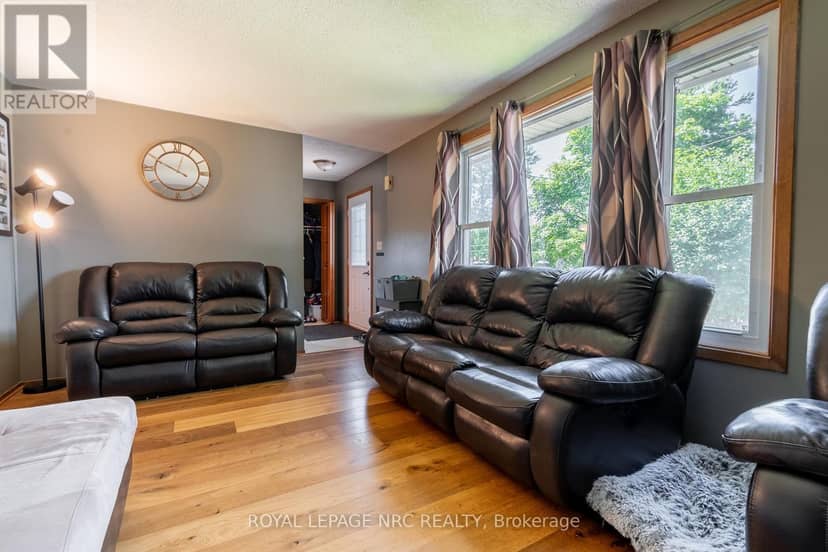62 Lillian Place — photo 13 of 40