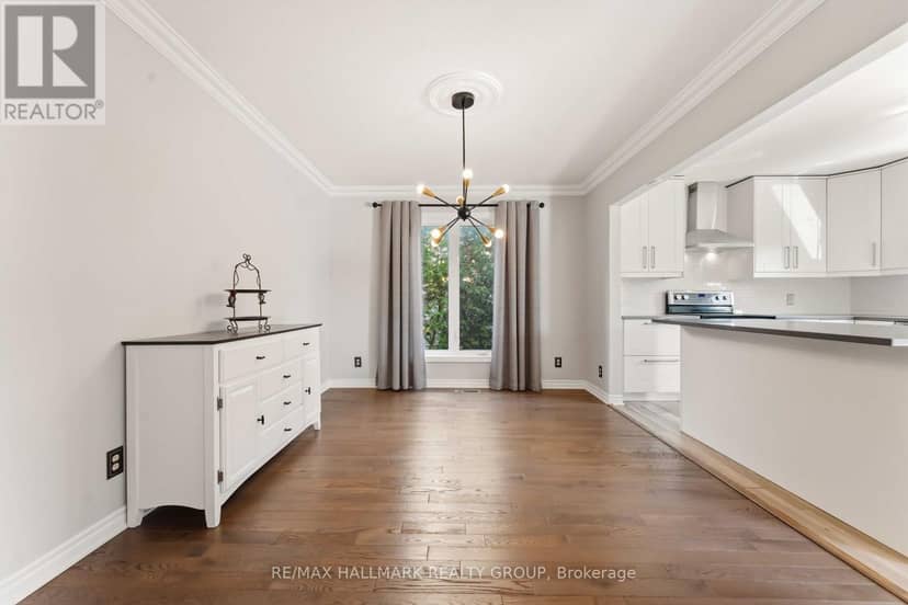 1441 Talcy Crescent — photo 9 of 40