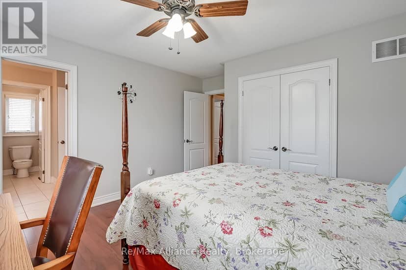 1367 Arrowhead Road — photo 33 of 40