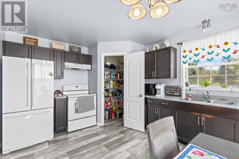 238 Enslows Point Road — photo 15 of 40