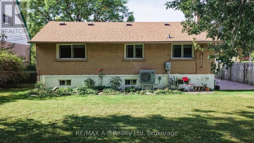 164 Redford Crescent — photo 21 of 23