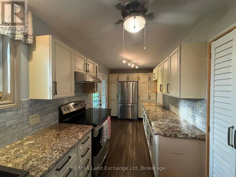 44 Briarwood Crescent, North Huron, photo 8