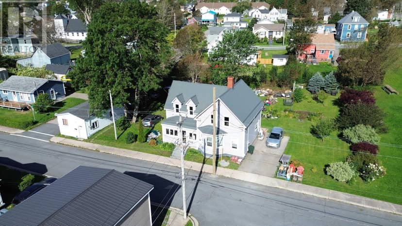 40 Pleasant Street — photo 10 of 40