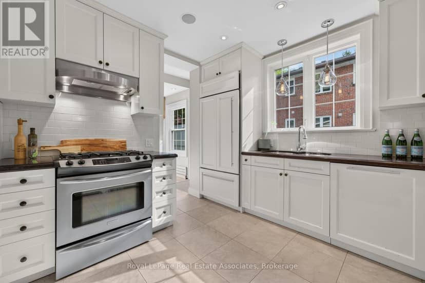 33 Ben Machree Drive — photo 16 of 40