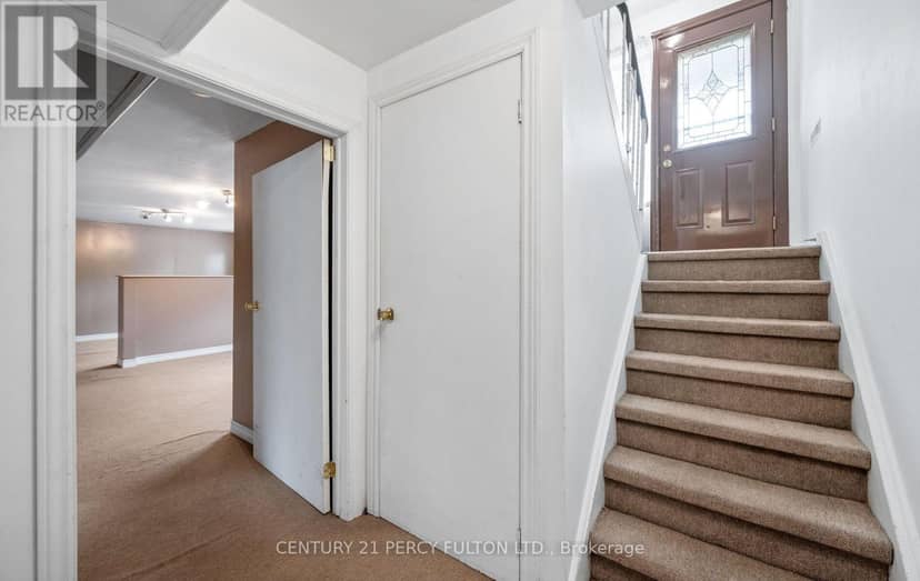 27 Willingdon Avenue — photo 17 of 22