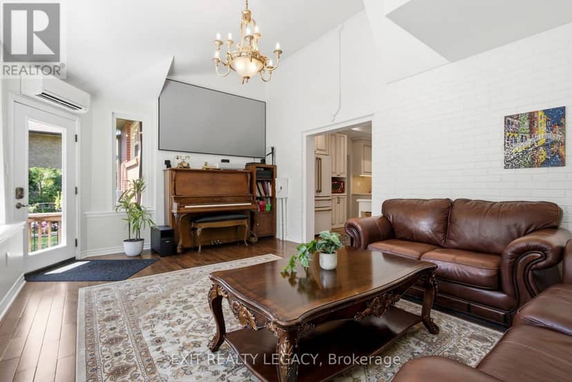 126 Temperance Street — photo 19 of 40