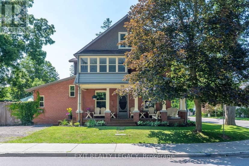 126 Temperance Street, Aurora, photo 3