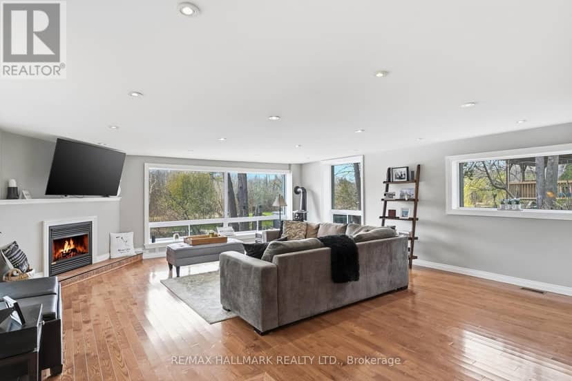 104 Riverbank Drive, Georgina, photo 6
