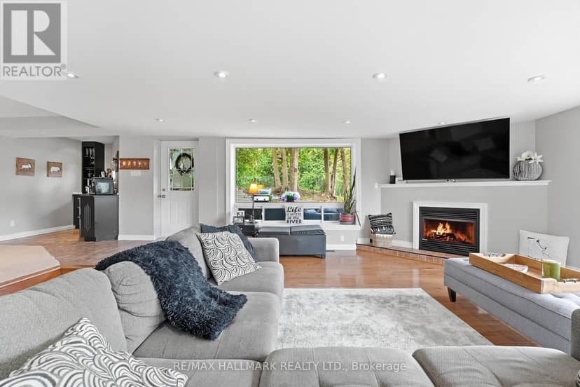 104 Riverbank Drive — photo 9 of 40