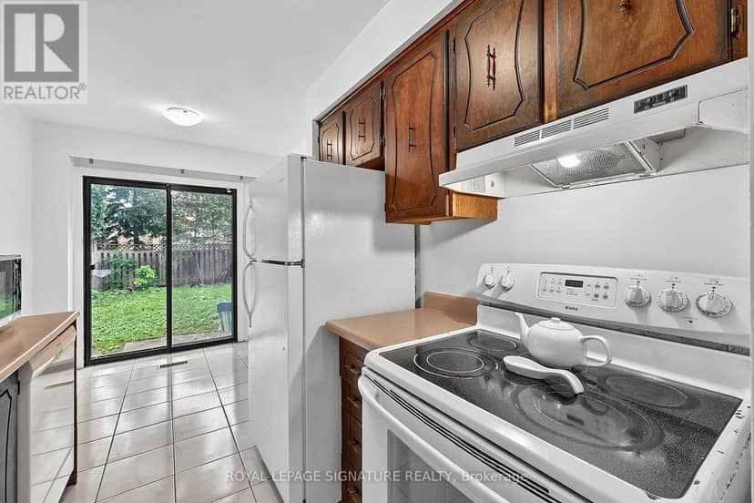 5950 Chidham Crescent — photo 19 of 40