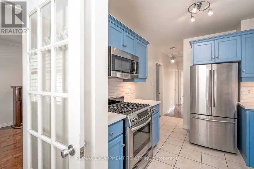 65 Kenilworth Avenue S, Hamilton, photo 4