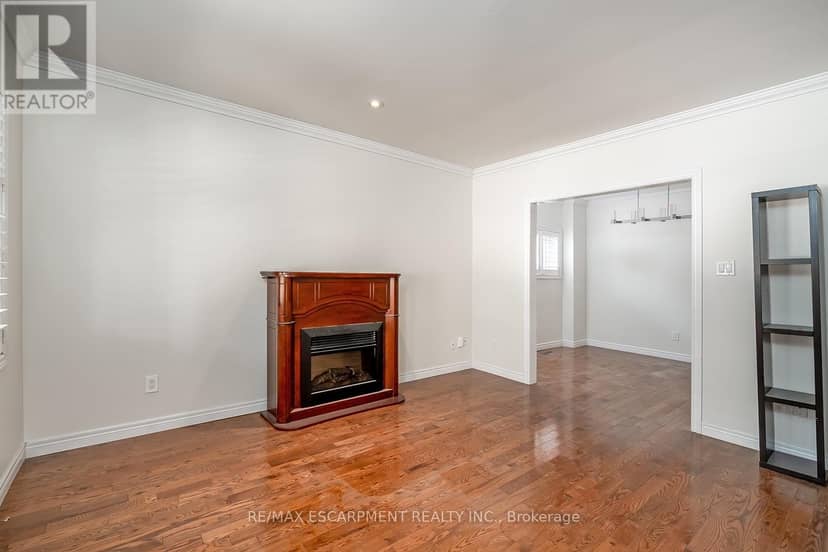 65 Kenilworth Avenue S, Hamilton, photo 8
