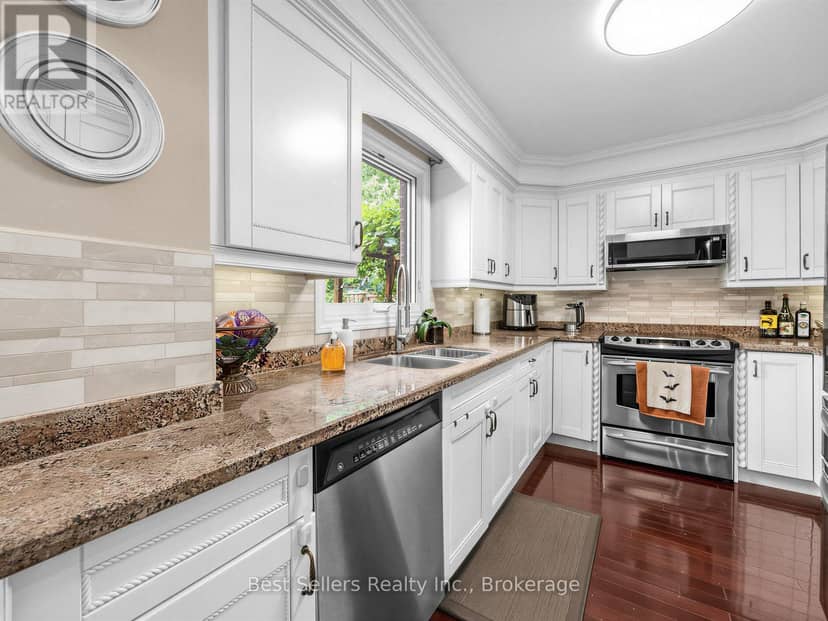 34 Kenpark Avenue — photo 7 of 36