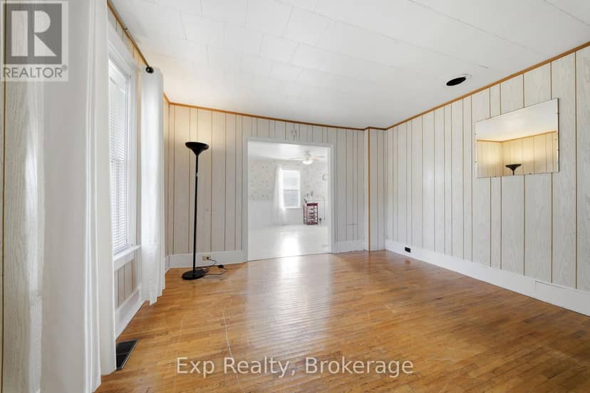 210 McCullough Road — photo 14 of 40