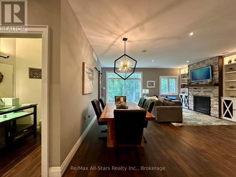 316 1/2 Riverside Drive — photo 13 of 34