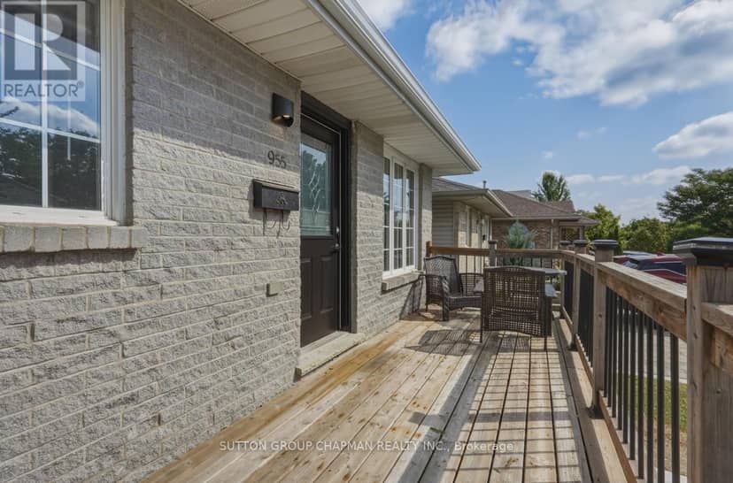 955 Lawson Road — photo 3 of 32