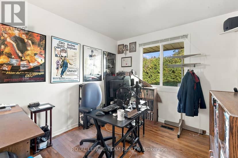2587 Roman Avenue — photo 10 of 30