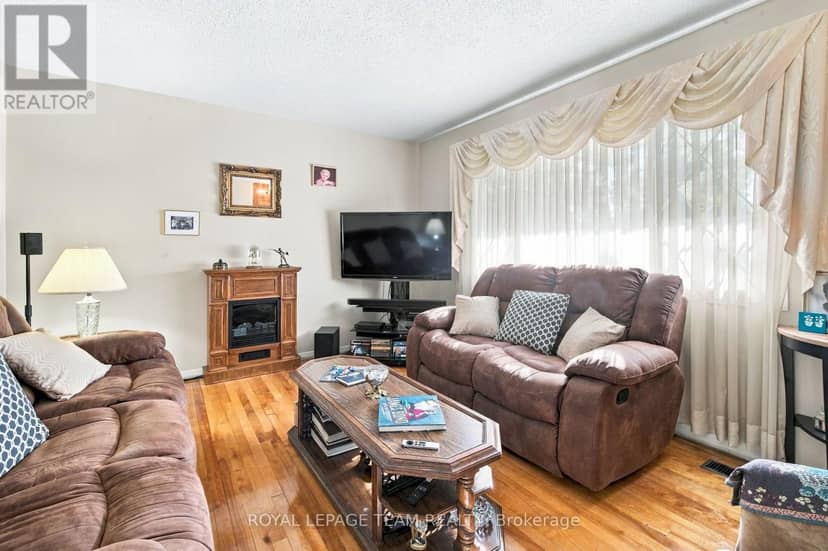 2587 Roman Avenue, Ottawa, photo 5