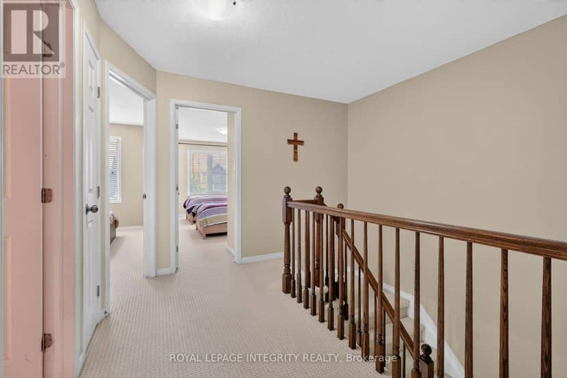 343 Rolling Meadow Crescent — photo 24 of 40