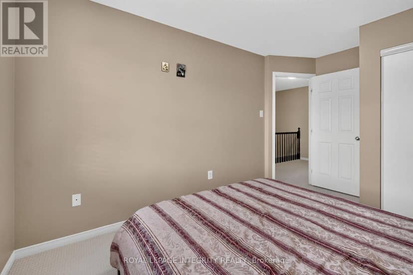 343 Rolling Meadow Crescent — photo 29 of 40