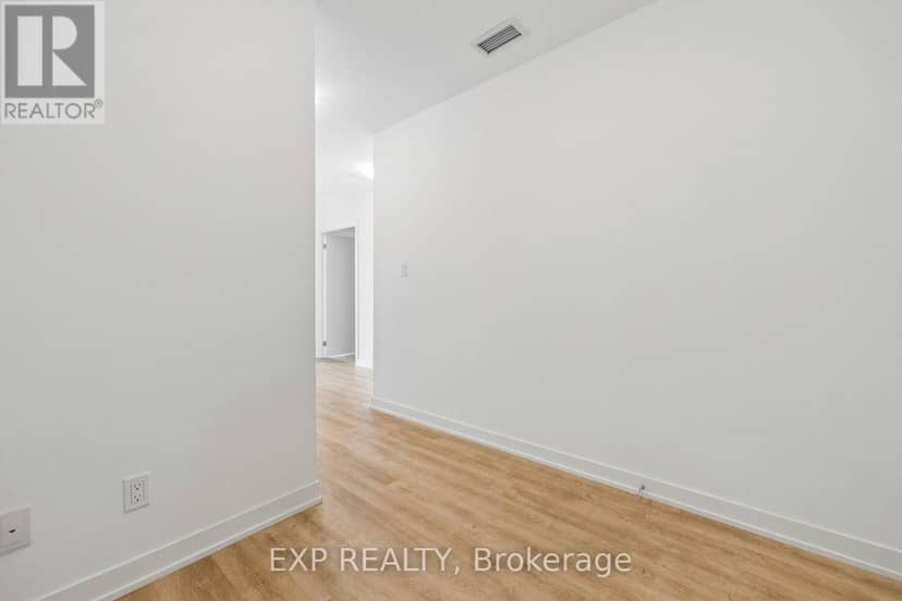 1816 - 292 Verdale Crossing — photo 11 of 40