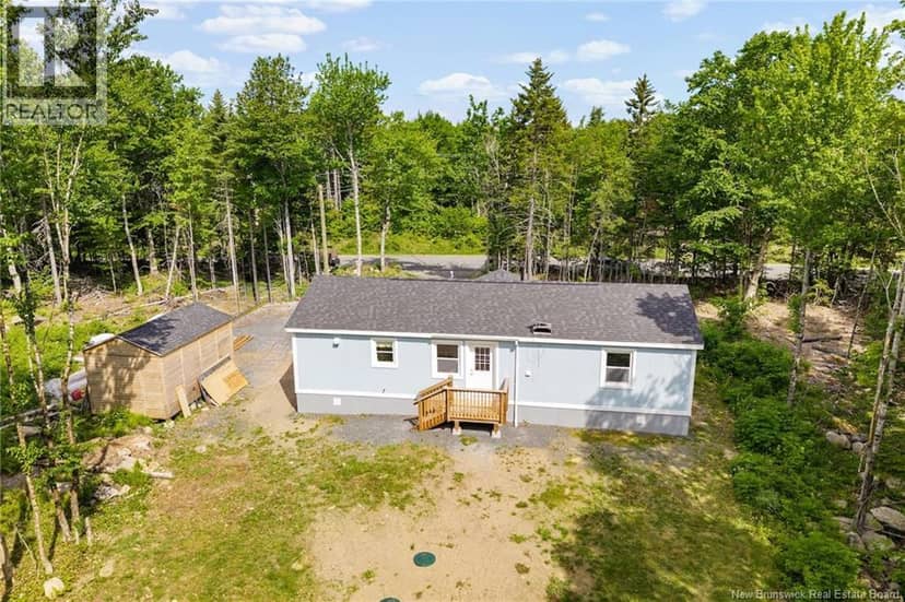 194 Upper Woodlands Road — photo 5 of 40