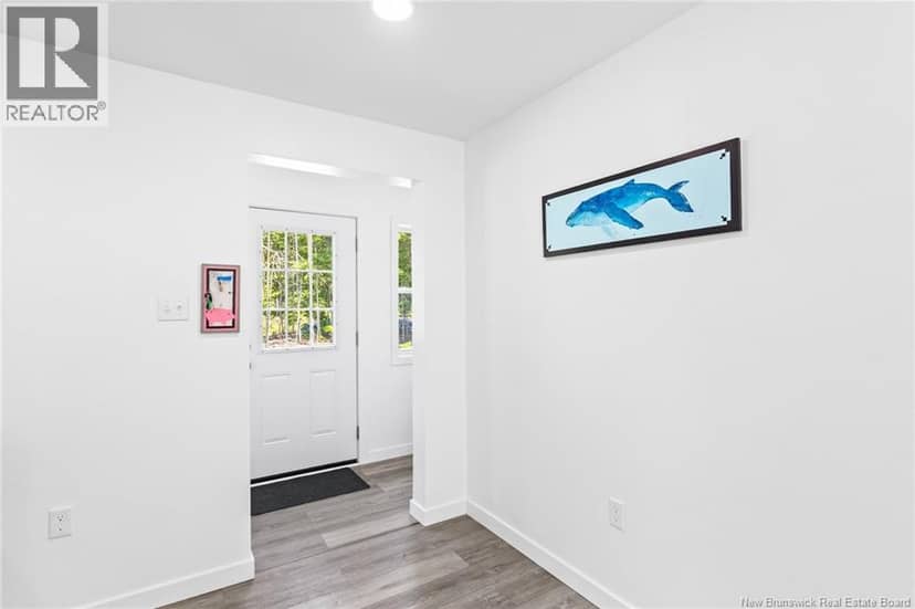 194 Upper Woodlands Road — photo 12 of 40