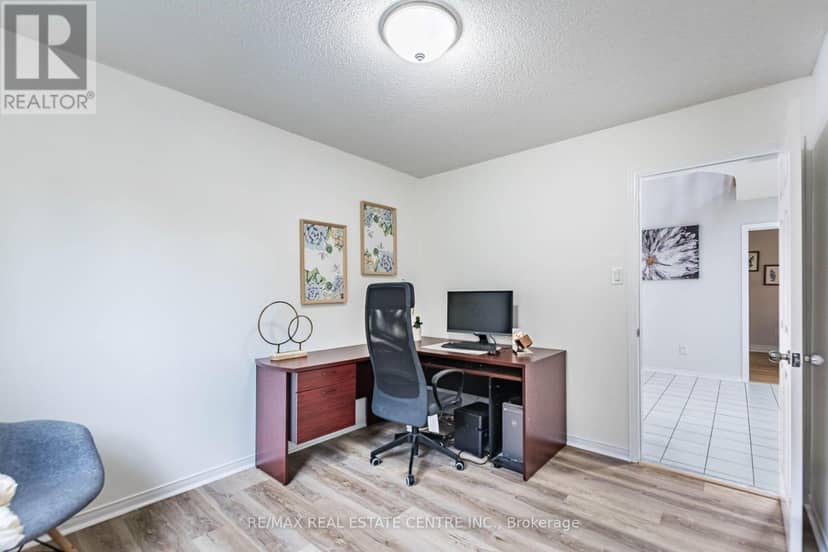 829 Stargazer Drive — photo 11 of 40