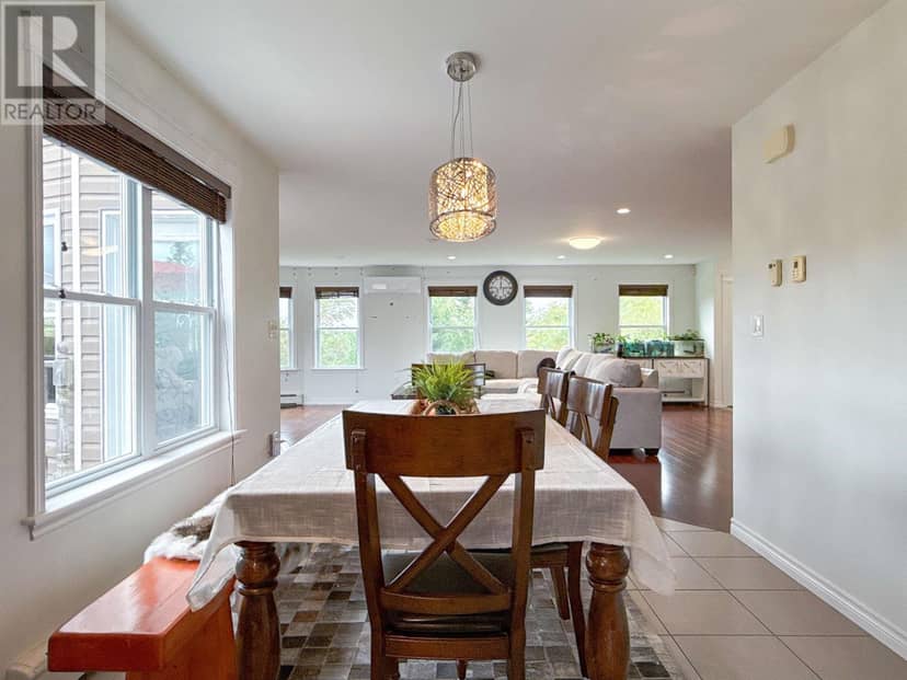 9055 Cavendish Road — photo 12 of 40
