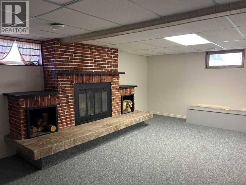 302 Main Street — photo 12 of 25