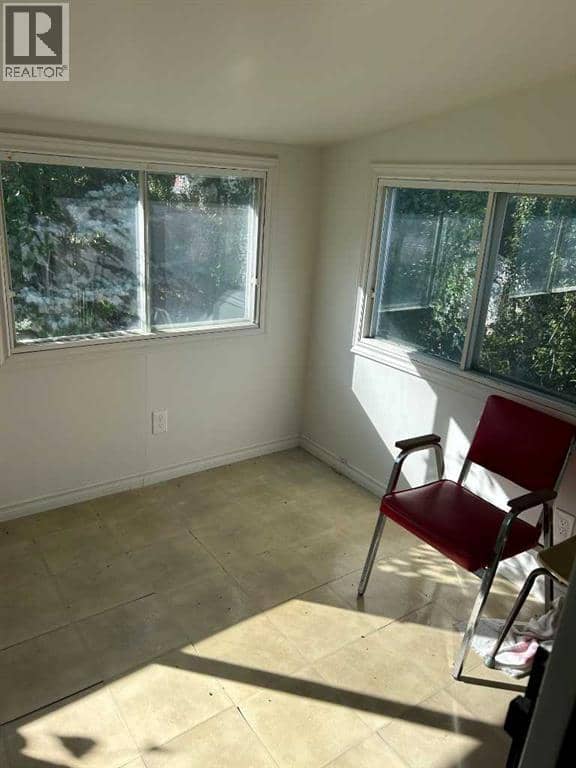 302 Main Street — photo 16 of 25