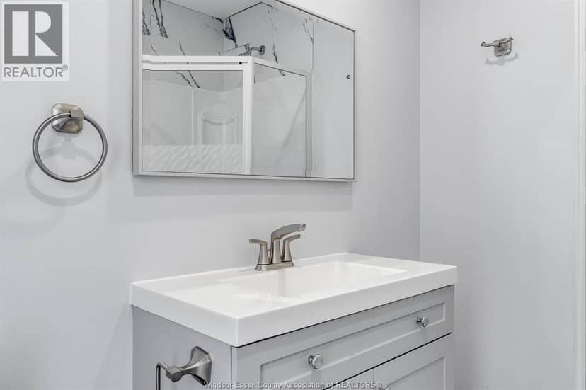 114 George STREET — photo 18 of 40