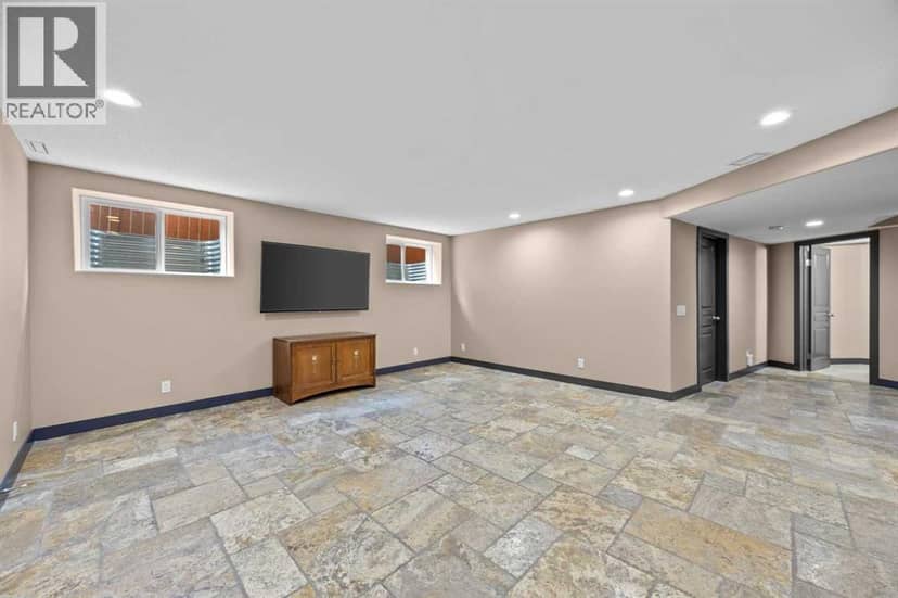 139 Tuscany Ridge Close NW — photo 40 of 40