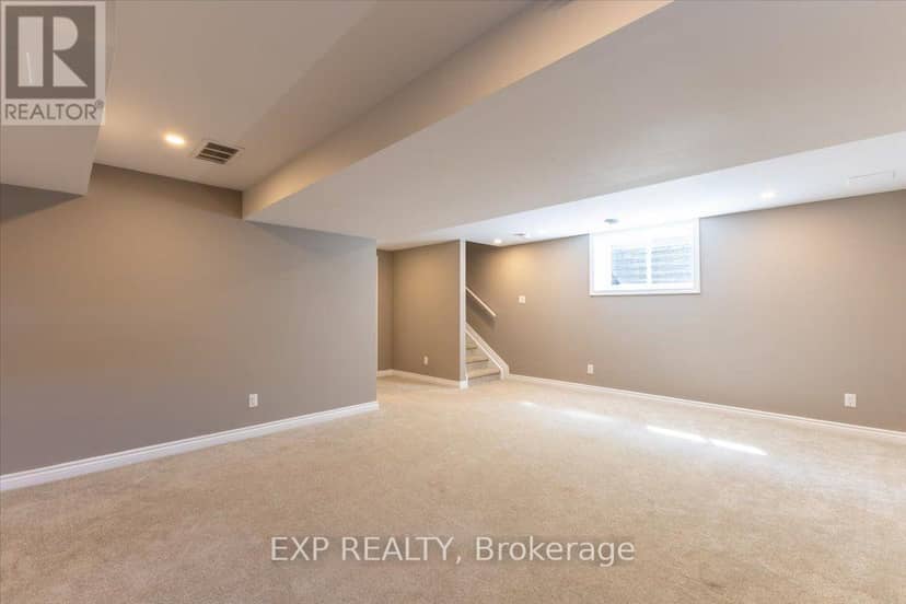 64 Horton Street — photo 16 of 40